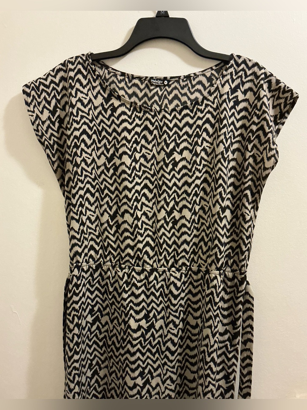 indulge Black and Tan Zigzag Midi Dress